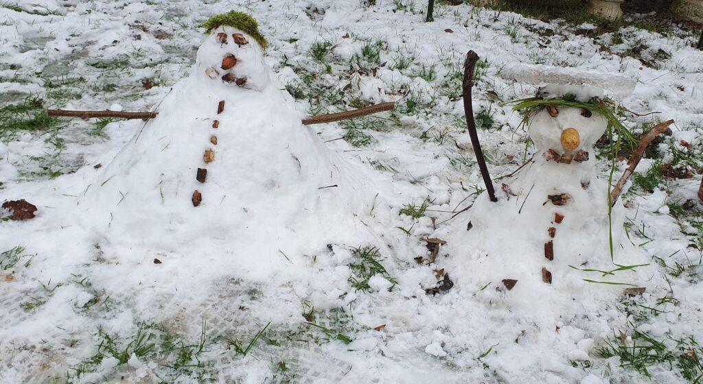 2 Bonhommes de neige