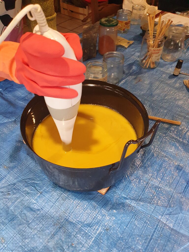savon maison : mélange mixé
